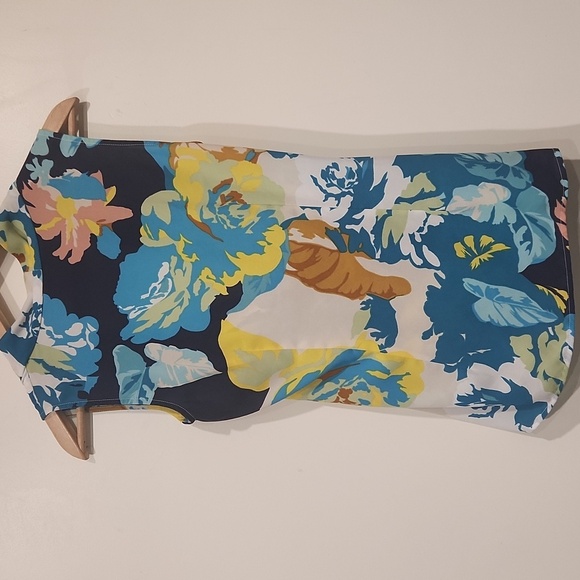 Cabi Wrap‎ Top Blue Yellow Teal White Floral V Neck Draped  sleeveless size XS - Picture 4 of 4